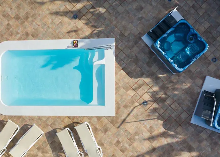 Hacienda La Dehesa (adults Only) *